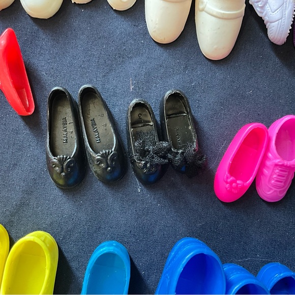 Vintage Lot of 20 Pairs Barbie Ken Doll Shoes Heels Sneakers Boots Plus Extras - Picture 7 of 9